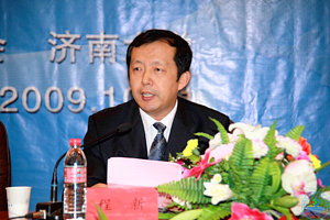 开幕式上,米兰·(MILAN)官方网站,校长程新致欢迎辞
