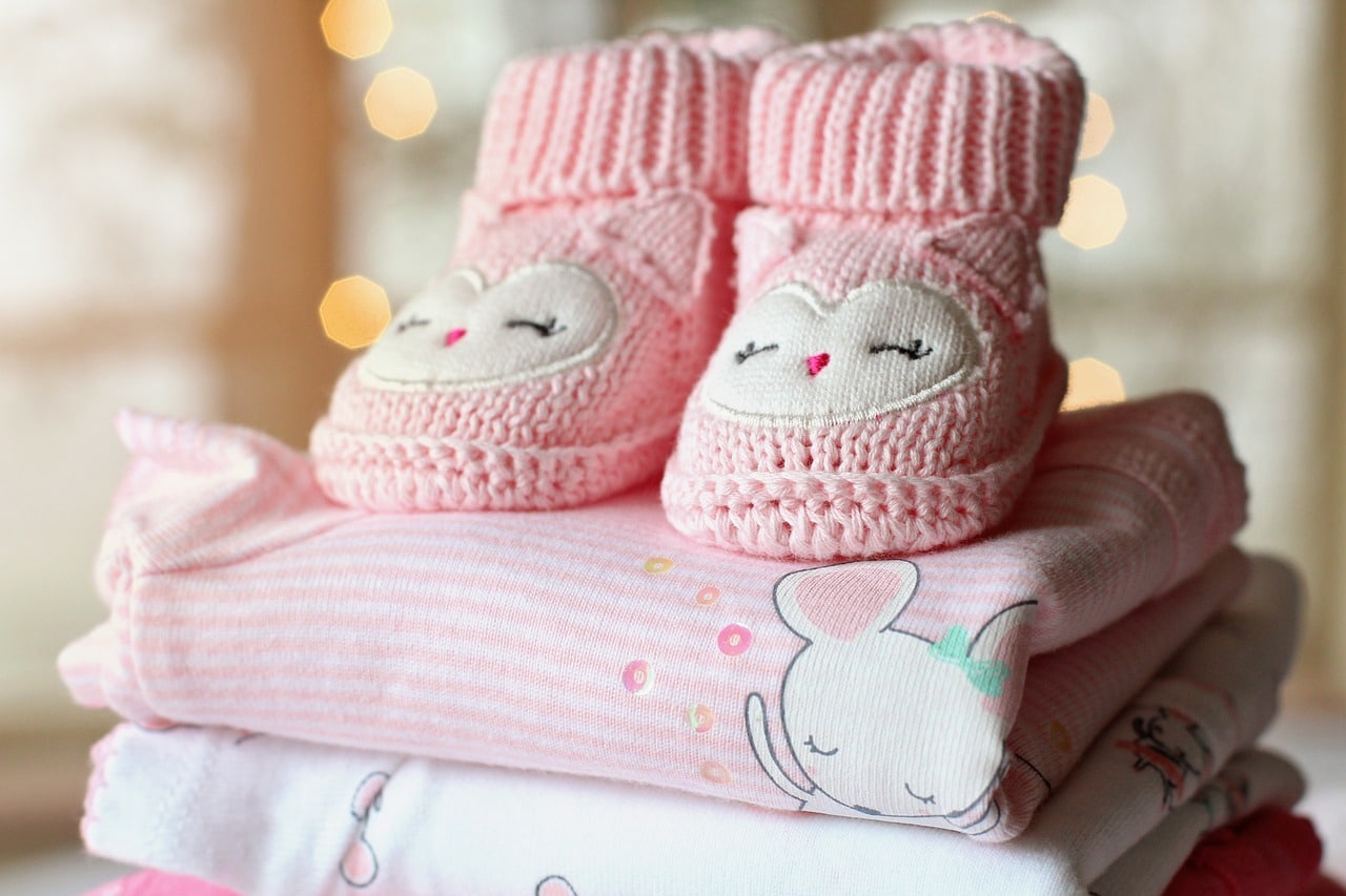 Comment choisir les vêtements les plus confortables pour votre bébé pendant la nuit?